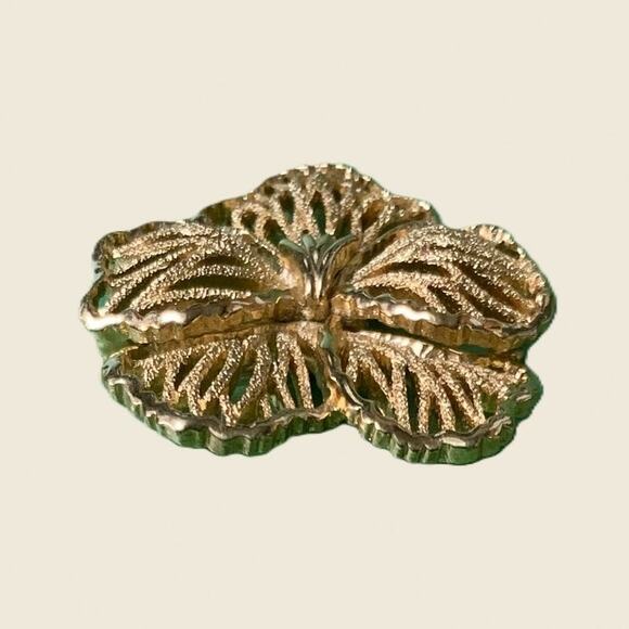 Vintage Crown Trifari Pansy Brooch - Picture 3 of 5